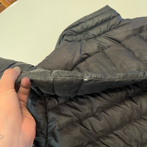 PATAGONIA PUFFER WOMENS XS - Picture 3 of 9